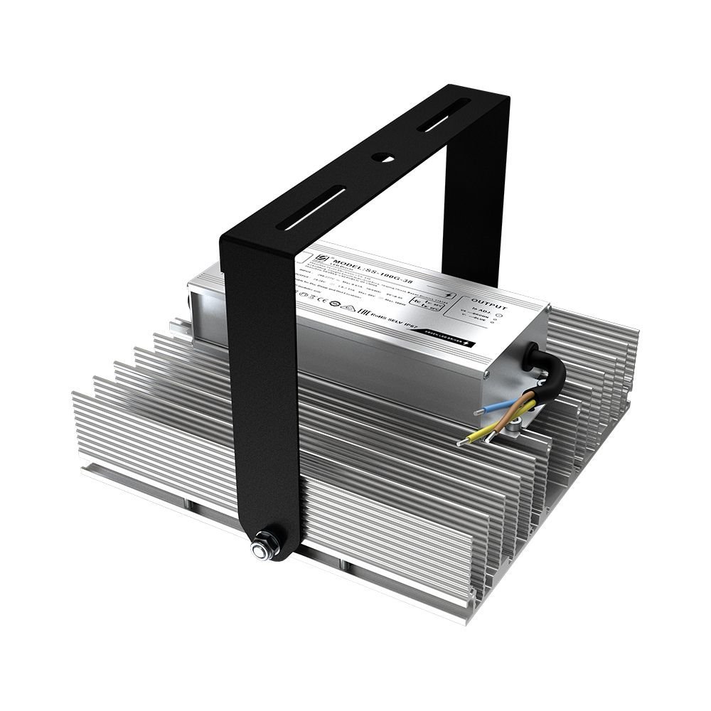 Прожектор 100 S CRI70 4000К 135х55°