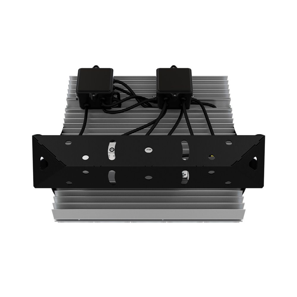 Прожектор 250 S CRI90 5700К 100х30°