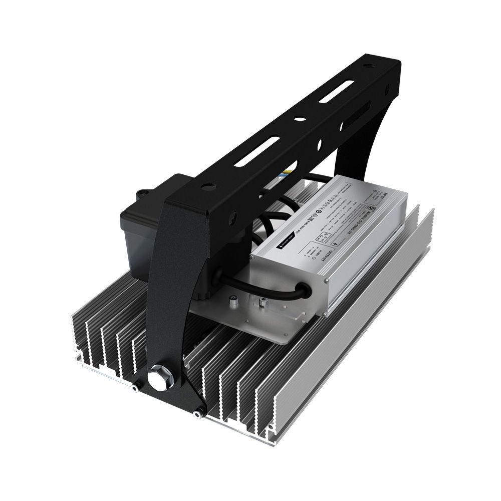 Прожектор 100 S CRI90 5700К 100х30°