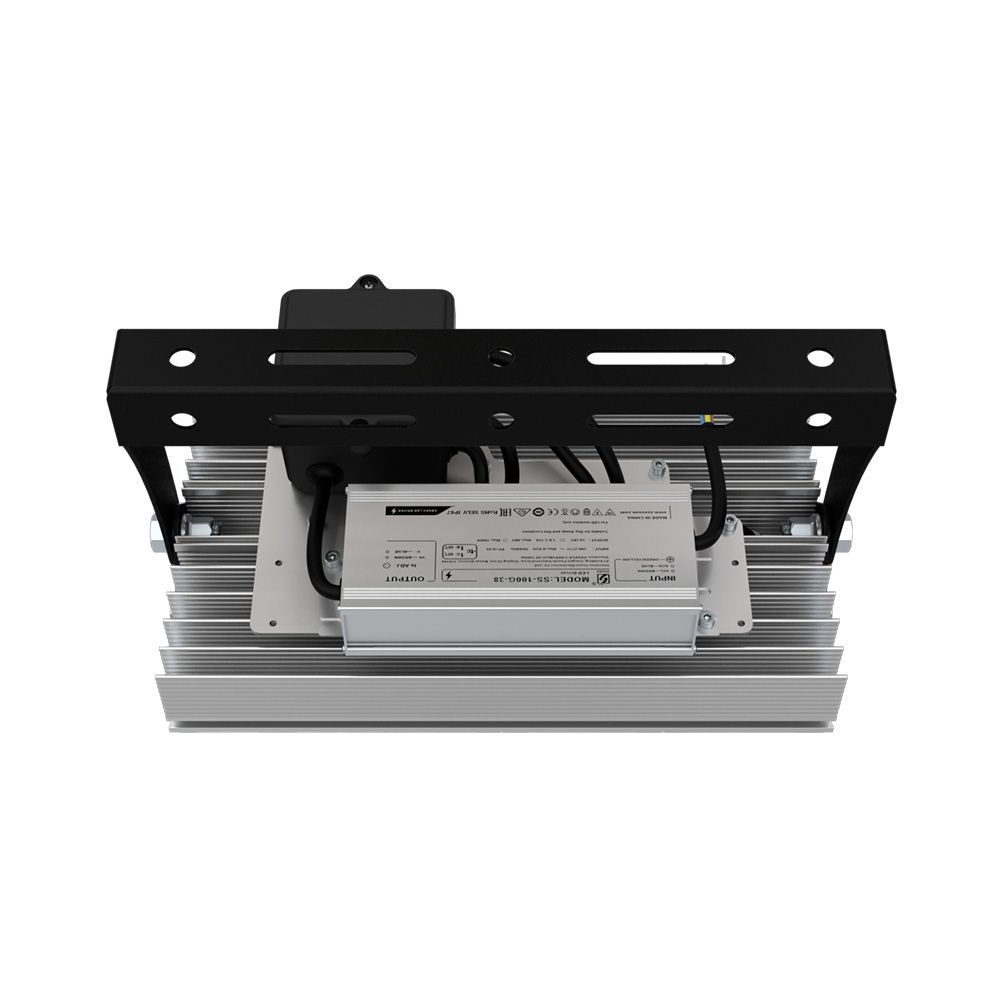 Прожектор 100 S CRI90 5700К 100х30°
